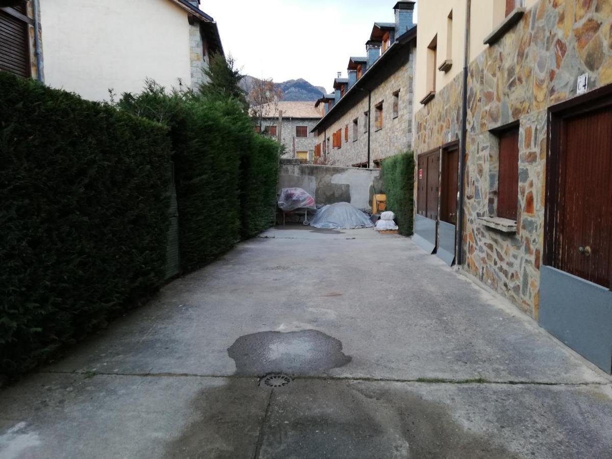 Pequeno Adosado De Montana Con Terraza Villa Villanova Eksteriør bilde
